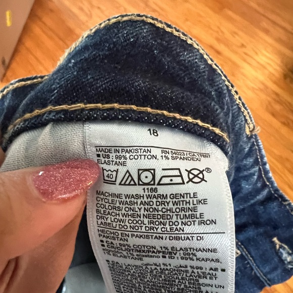 Old navy denim skirt, size 18 barely used - Picture 4 of 6